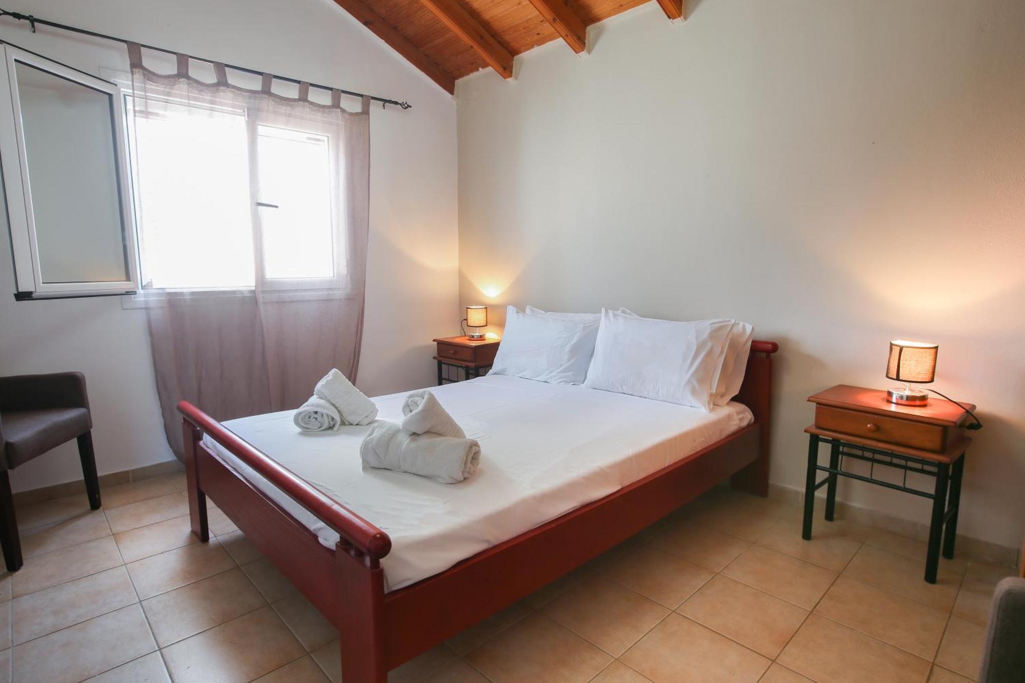 S&C Kosmos Beach Resort Roda  Ngoại thất bức ảnh