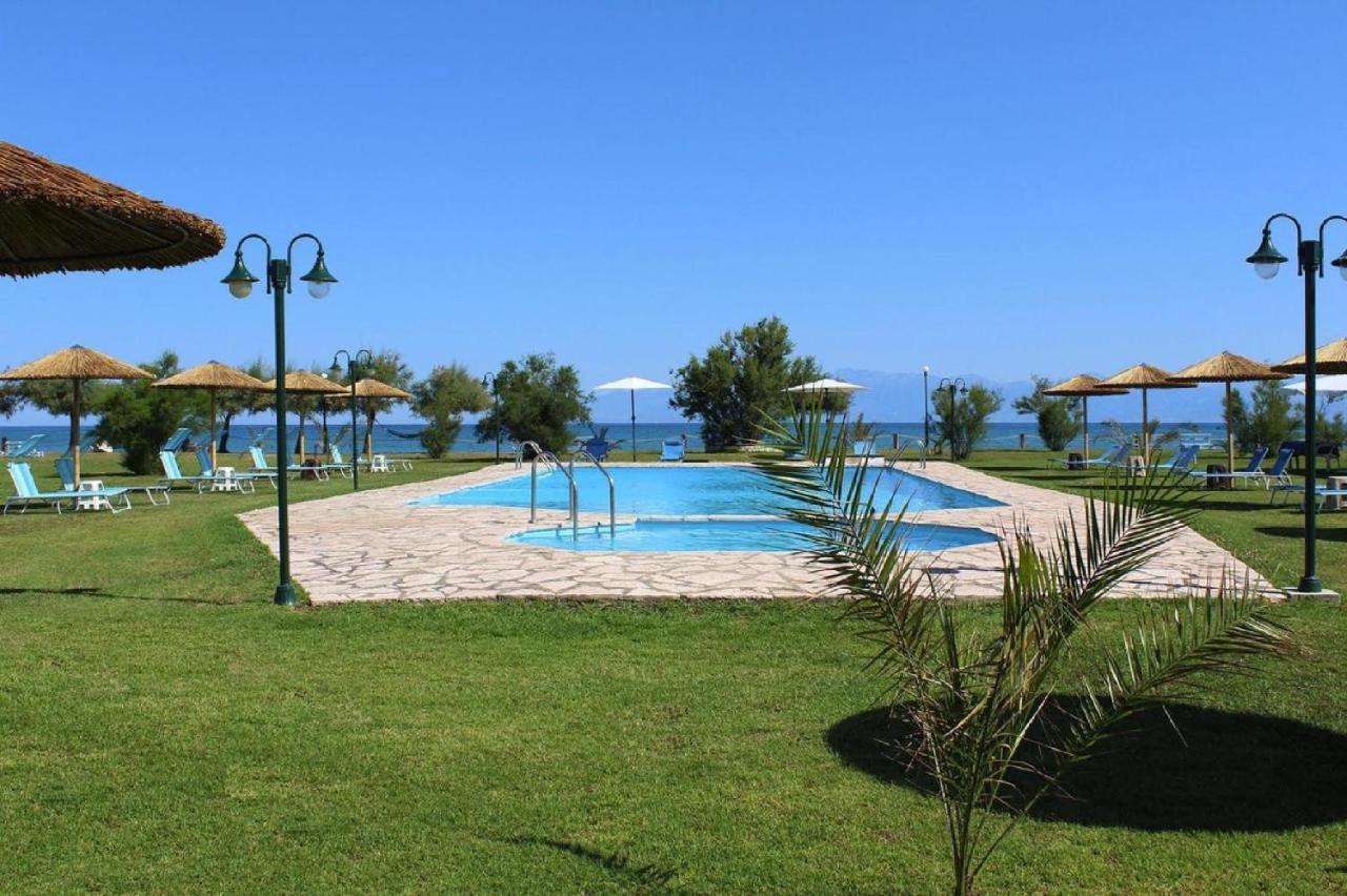 S&C Kosmos Beach Resort Roda  Ngoại thất bức ảnh